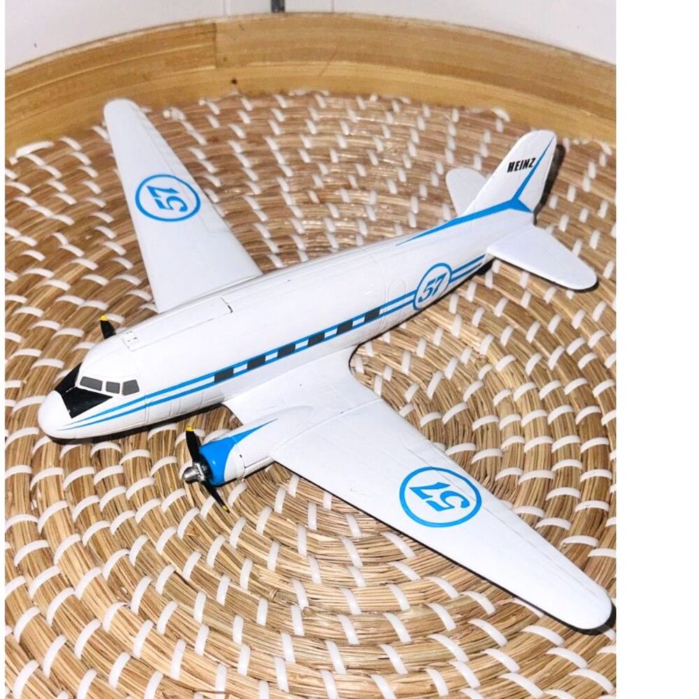 Heinz Liberty Classics Diecast Airplane DC-3 Limited Edition 11 Inches